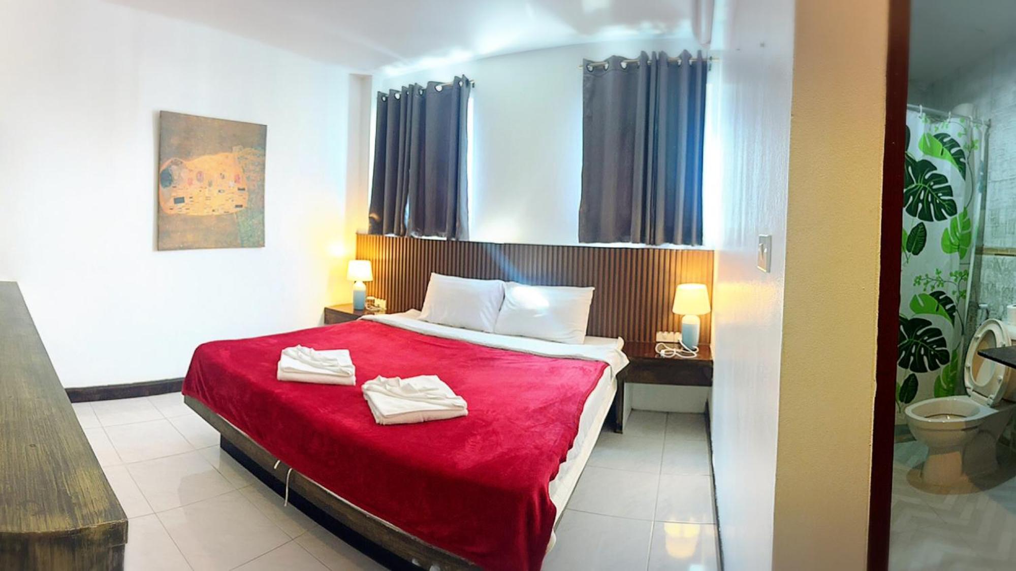 The Shades Hotel 50 Meter Beach Front Patong Eksteriør billede