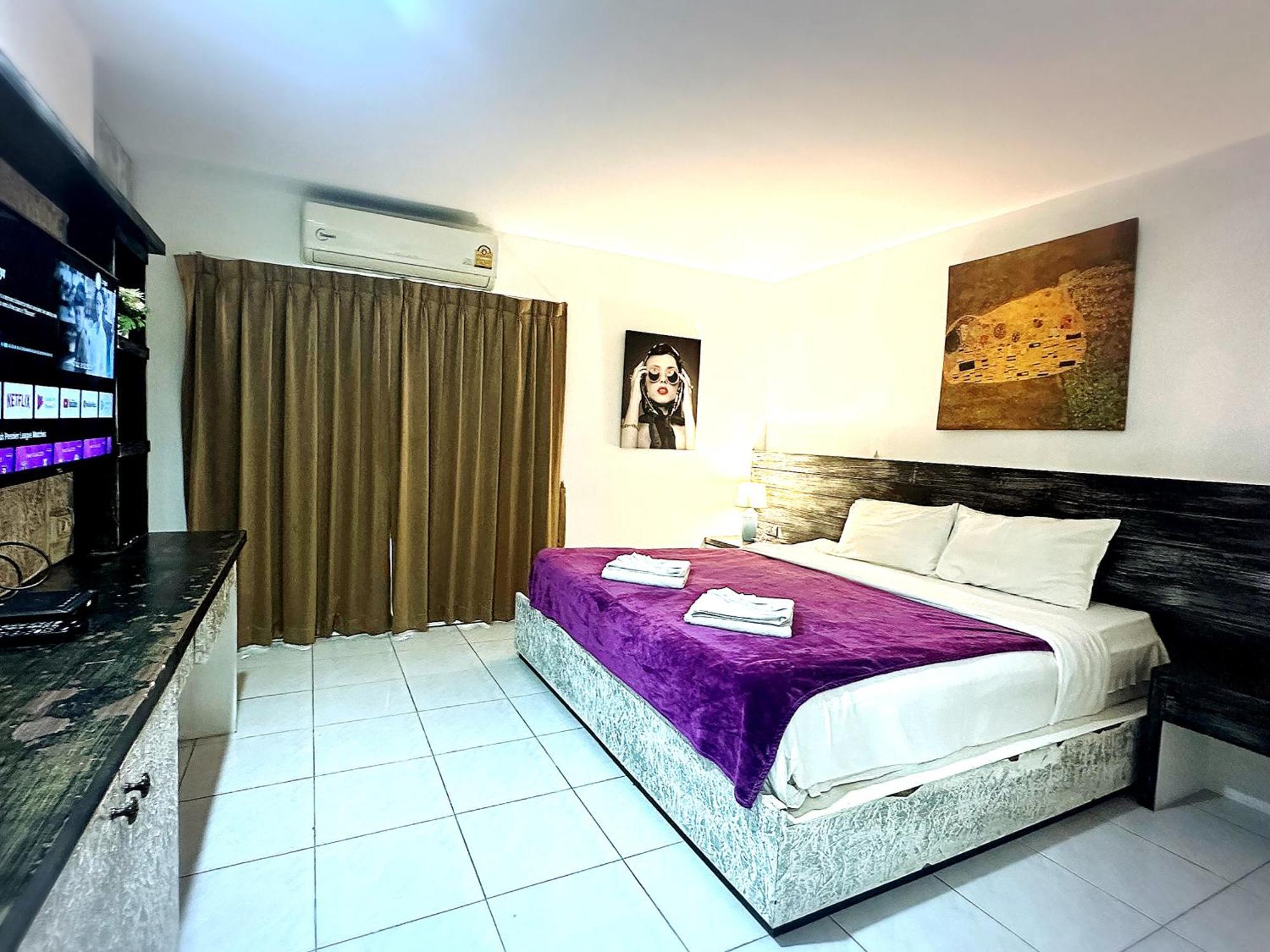 The Shades Hotel 50 Meter Beach Front Patong Eksteriør billede